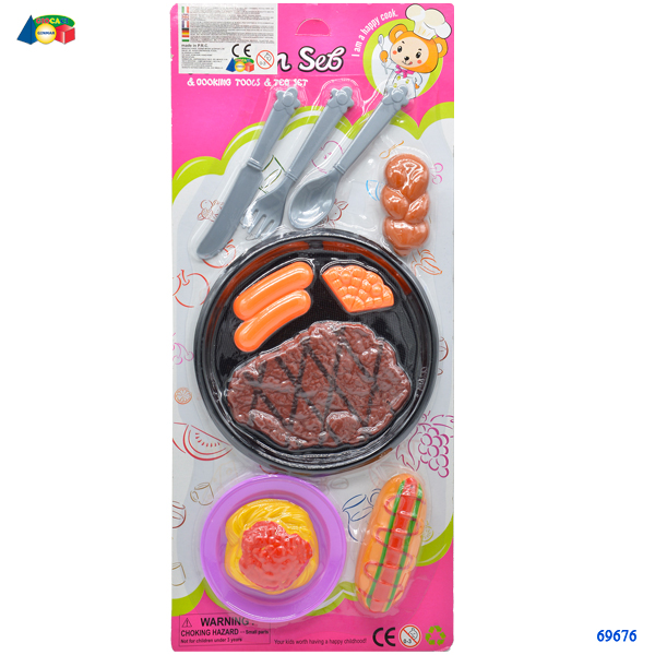 SET CUCINA C/PIATTI DI CARNE E PASTA C/POSATE