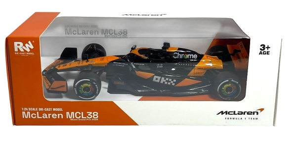 AUTO 1:24 F1 MCLAREN ORANGE/BLACK — immagine 1