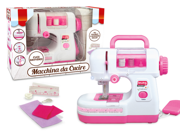 MACCHINA DA CUCIRE — immagine 1