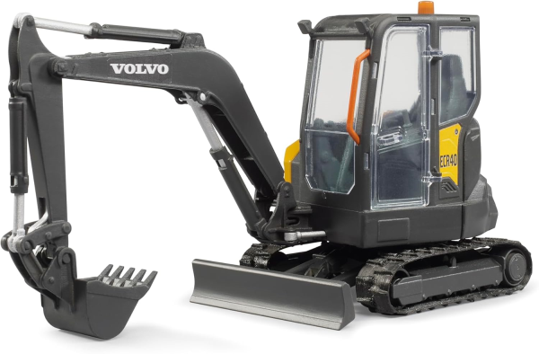 BRUDER 02465 VOLVO EXCAVATOR ECR40